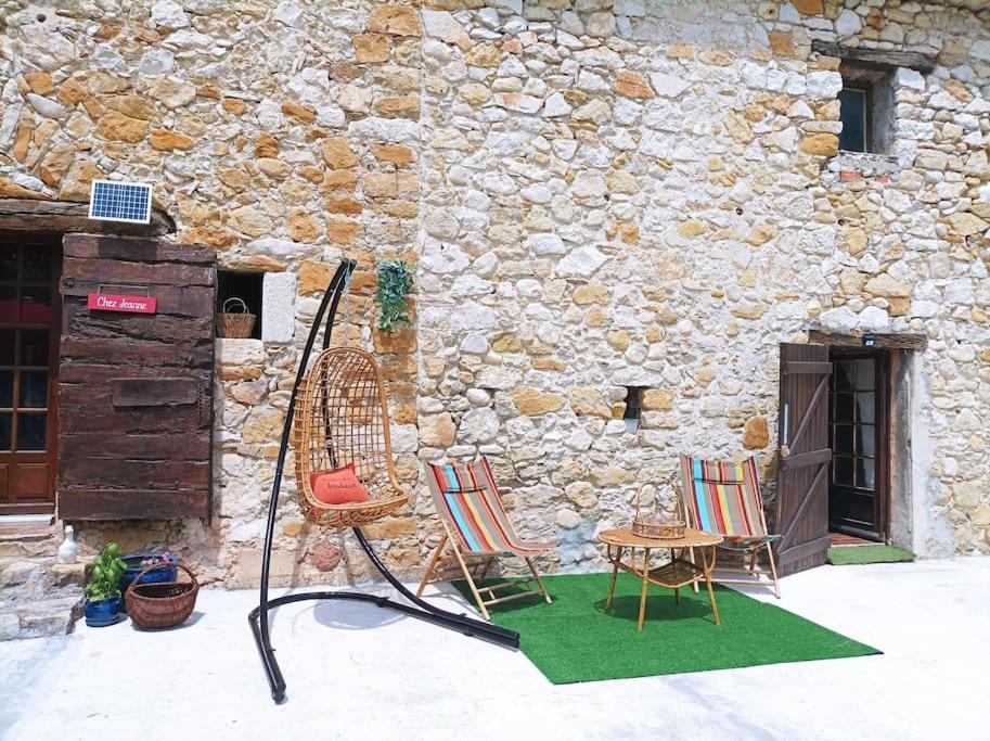 Maison De Caractere En Pierre Триганс Экстерьер фото